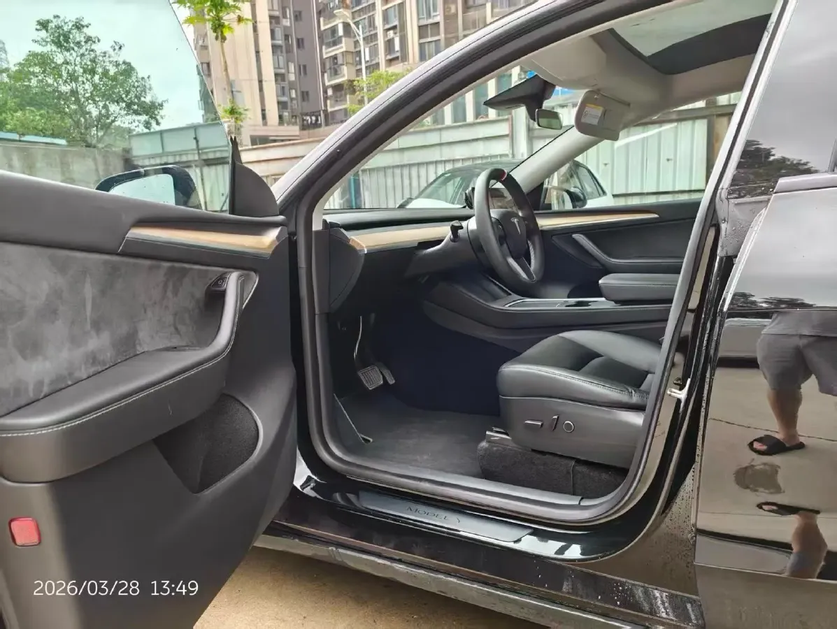 2022 Tesla Model Y BEV 60KWH,autocango,china used car exporter,china ev exporter,chinese used car exporter,chinese used ev exporter