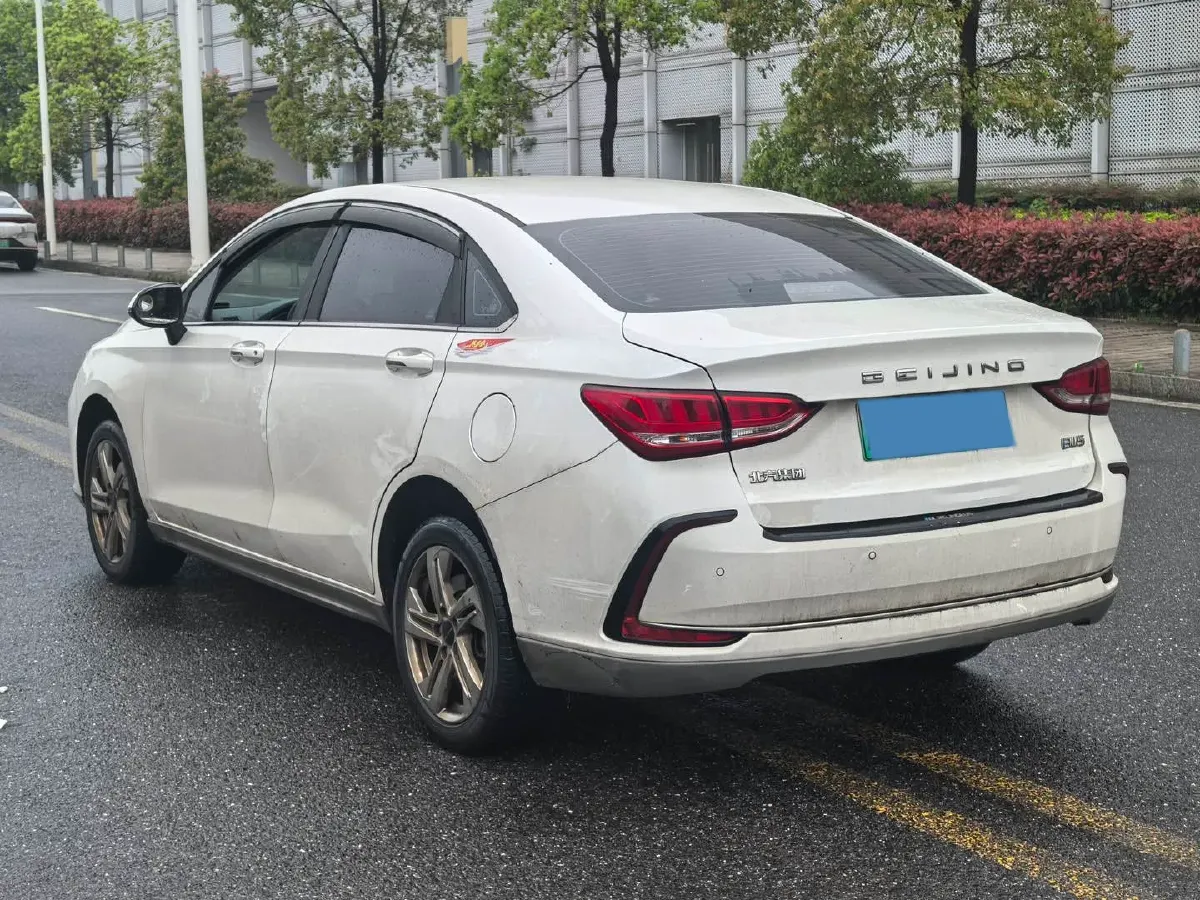 2022 Bestune B70 2.0T 224HP L4 6AT,autocango,china used car exporter,china ev exporter,chinese used car exporter,chinese used ev exporter