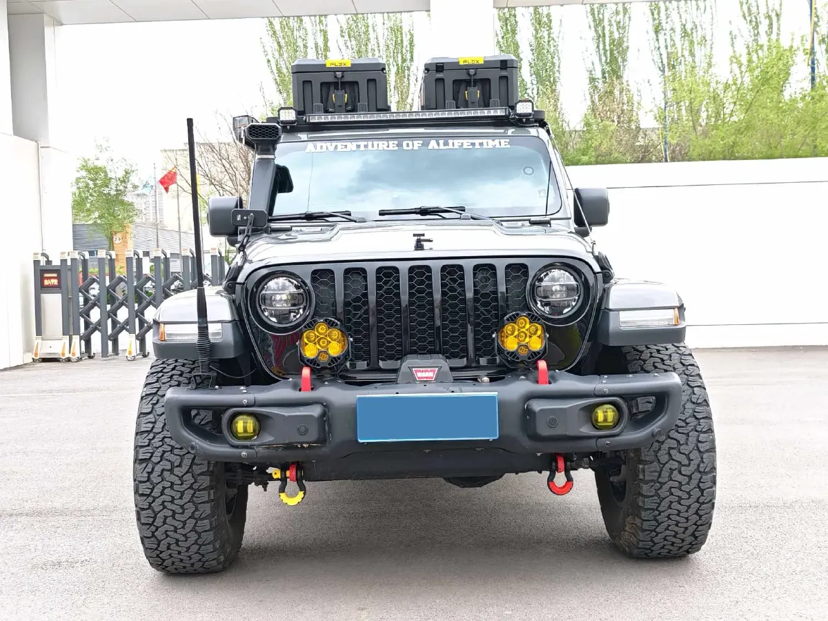 2022 Jeep Gladiator 3.6L 284HP V6 8AT,autocango,china used car exporter,china ev exporter,chinese used car exporter,chinese used ev exporter