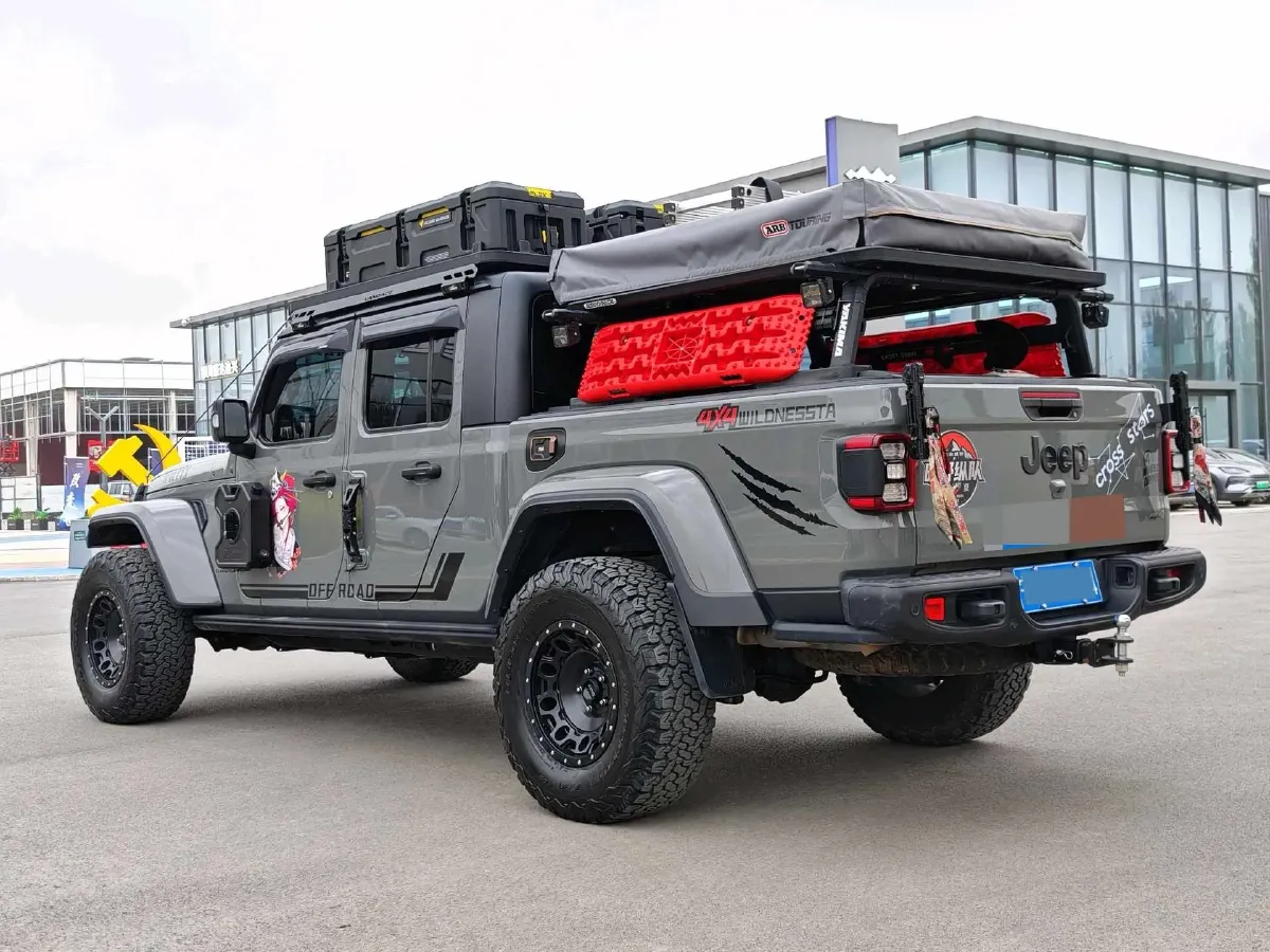 2022 Jeep Gladiator 3.6L 284HP V6 8AT,autocango,china used car exporter,china ev exporter,chinese used car exporter,chinese used ev exporter