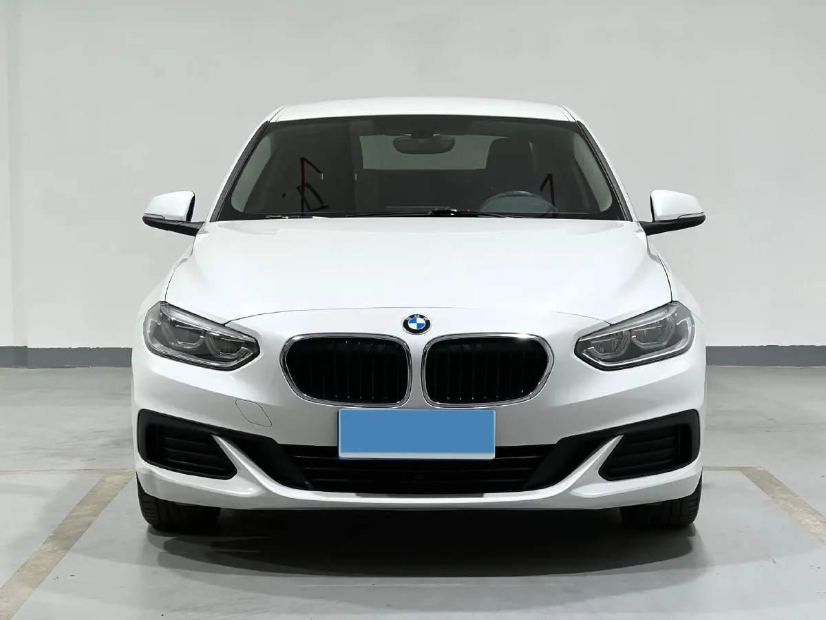 2020 BMW 1 Series 1.5T 140HP L3 7DCT,autocango,china used car exporter,china ev exporter,chinese used car exporter,chinese used ev exporter