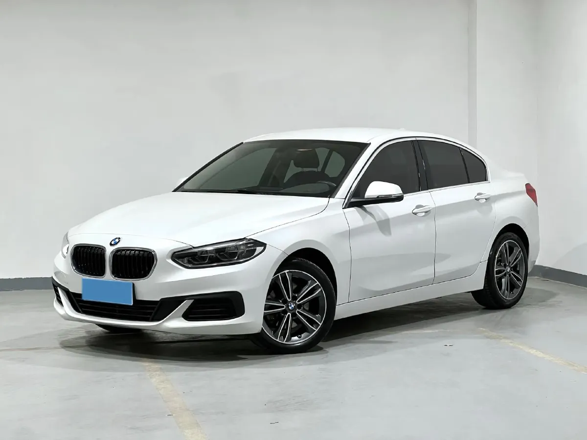 2020 BMW 1 Series 1.5T 140HP L3 7DCT,autocango,china used car exporter,china ev exporter,chinese used car exporter,chinese used ev exporter