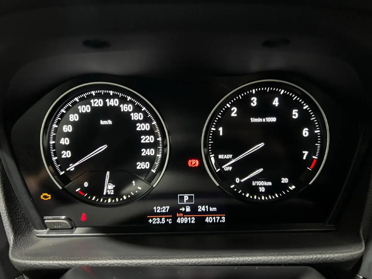 2020 BMW 1 Series 1.5T 140HP L3 7DCT,autocango,china used car exporter,china ev exporter,chinese used car exporter,chinese used ev exporter