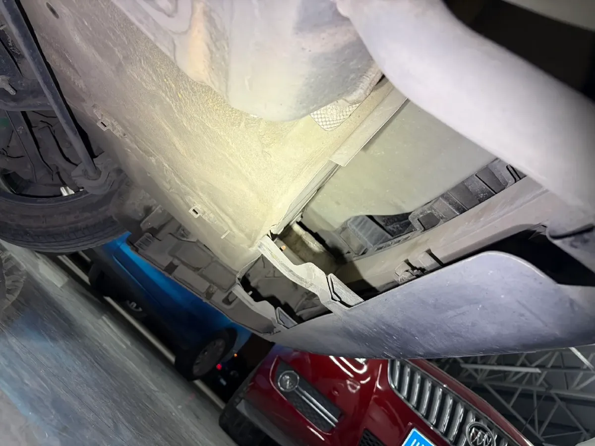 2017 Citroen C6 1.8T 204HP L4 6AT,autocango,china used car exporter,china ev exporter,chinese used car exporter,chinese used ev exporter