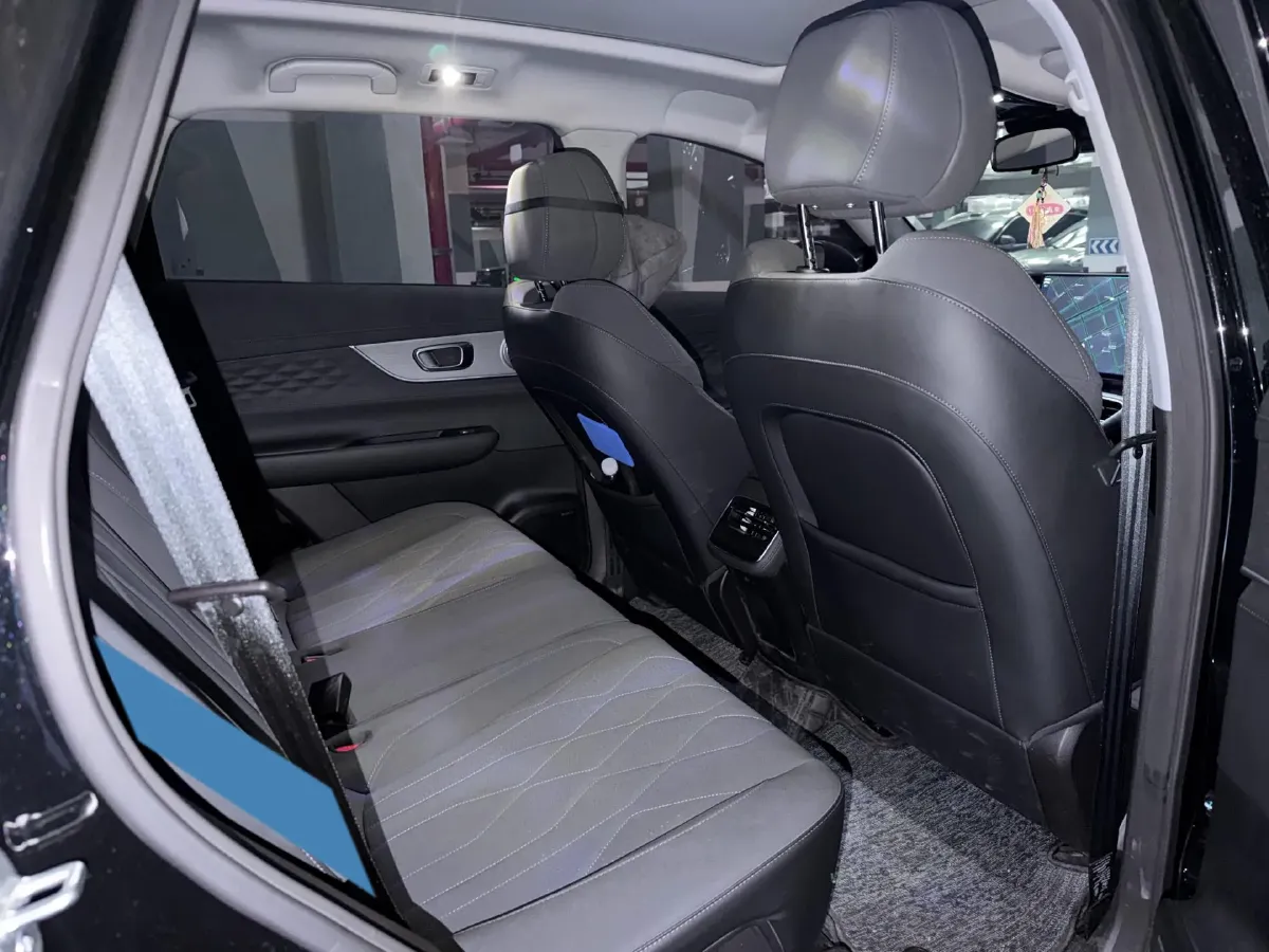 2025 Chery Tiggo 8 Plus 1.6T 197HP L4 7DCT,autocango,china used car exporter,china ev exporter,chinese used car exporter,chinese used ev exporter