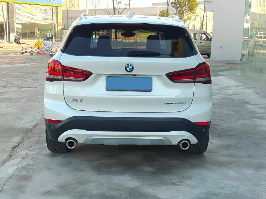2021 BMW X1 1.5T 140HP L3 7DCT,autocango,china used car exporter,china ev exporter,chinese used car exporter,chinese used ev exporter