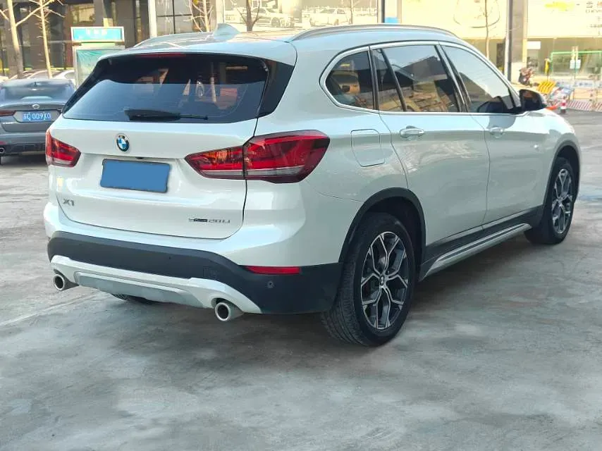 2021 BMW X1 1.5T 140HP L3 7DCT,autocango,china used car exporter,china ev exporter,chinese used car exporter,chinese used ev exporter