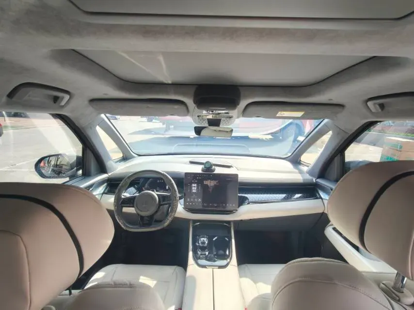 2022 Zeekr 009 BEV 116KWH,autocango,china used car exporter,china ev exporter,chinese used car exporter,chinese used ev exporter