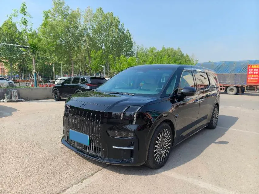 2022 Zeekr 009 BEV 116KWH,autocango,china used car exporter,china ev exporter,chinese used car exporter,chinese used ev exporter