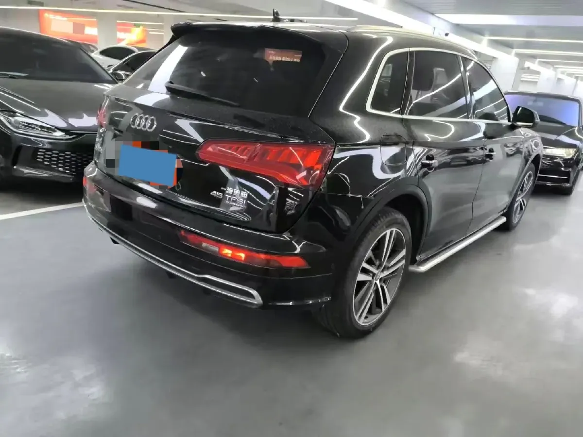 2020 Audi Q5L 2.0T 252HP L4 7DCT,autocango,china used car exporter,china ev exporter,chinese used car exporter,chinese used ev exporter