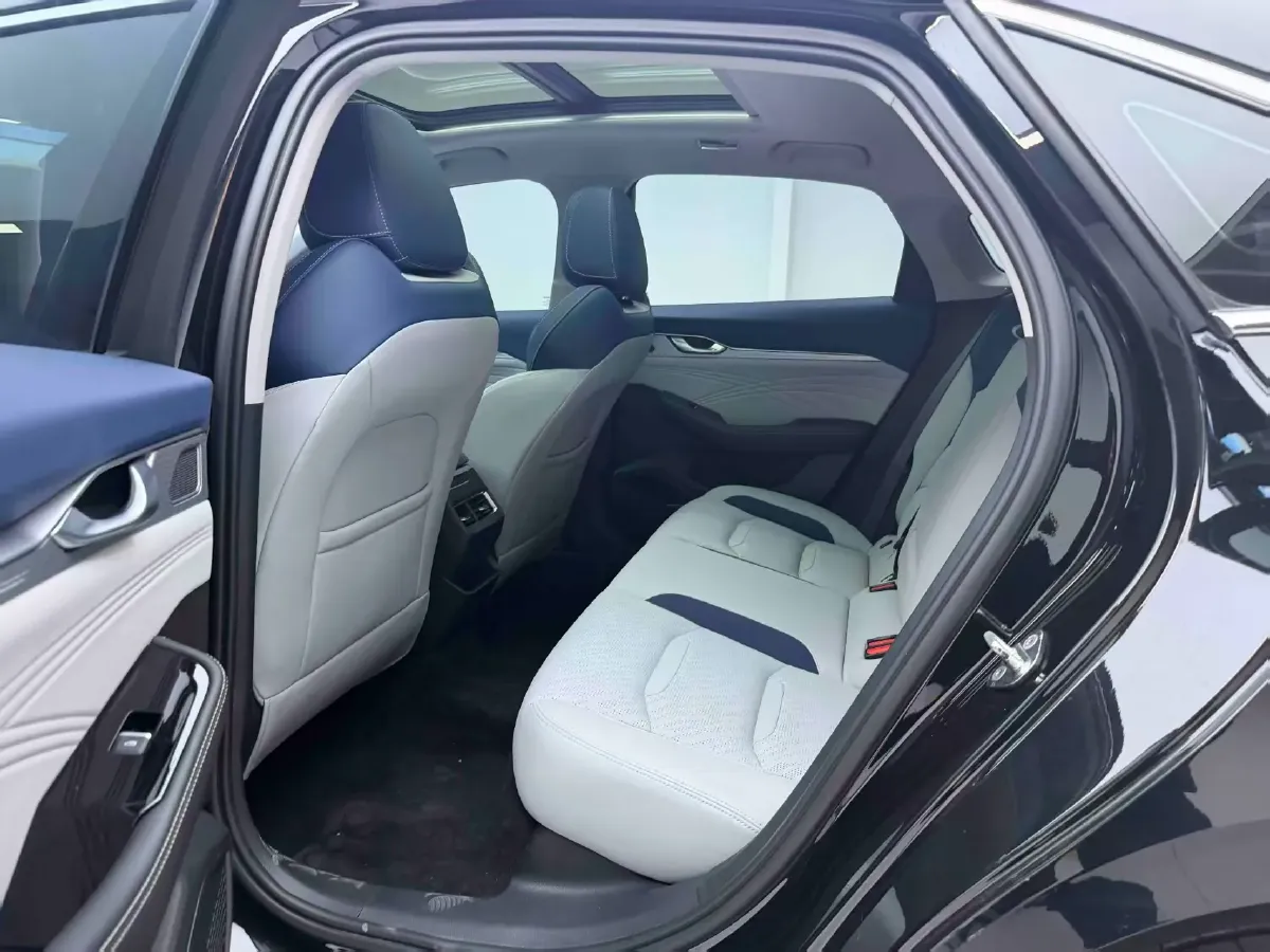 2023 Geely Preface 2.0T 190HP L4 7DCT,autocango,china used car exporter,china ev exporter,chinese used car exporter,chinese used ev exporter