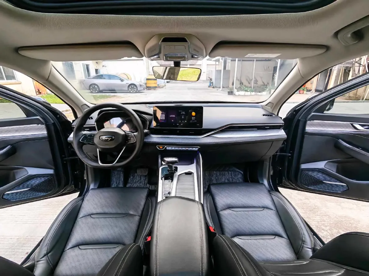 2021 Geely Preface 2.0T 190HP L4 7DCT,autocango,china used car exporter,china ev exporter,chinese used car exporter,chinese used ev exporter