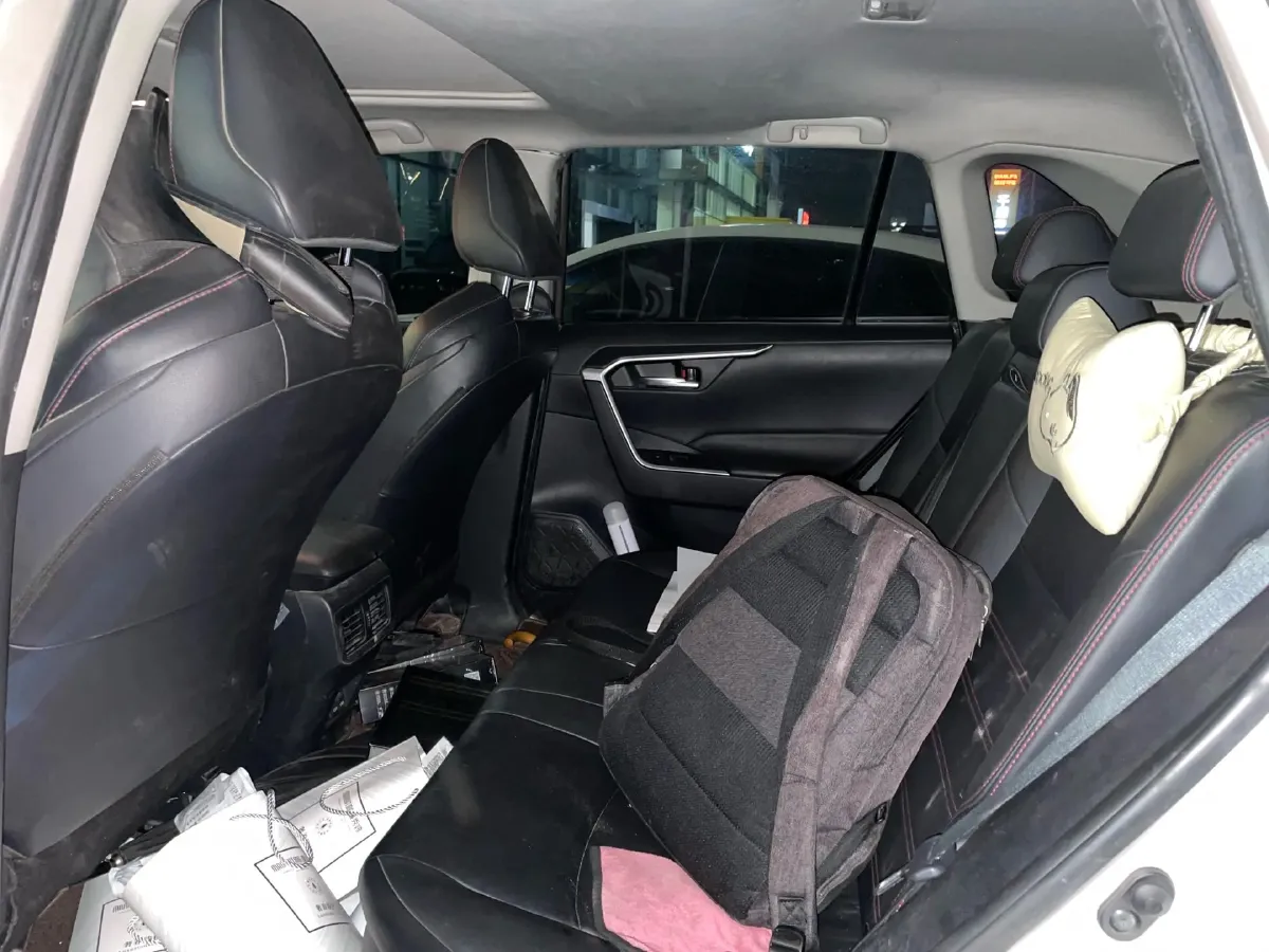 2021 Toyota Wildlander 2.5L 180HP L4 E-CVT PHEV 15.984KWH,autocango,china used car exporter,china ev exporter,chinese used car exporter,chinese used ev exporter