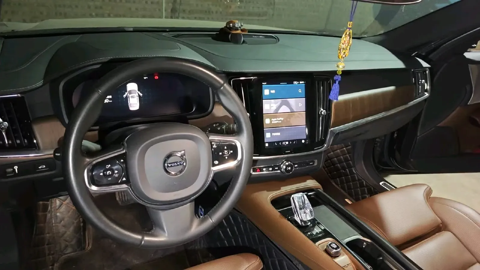 2022 Volvo S90 2.0T 250HP L4 8AT,autocango,china used car exporter,china ev exporter,chinese used car exporter,chinese used ev exporter