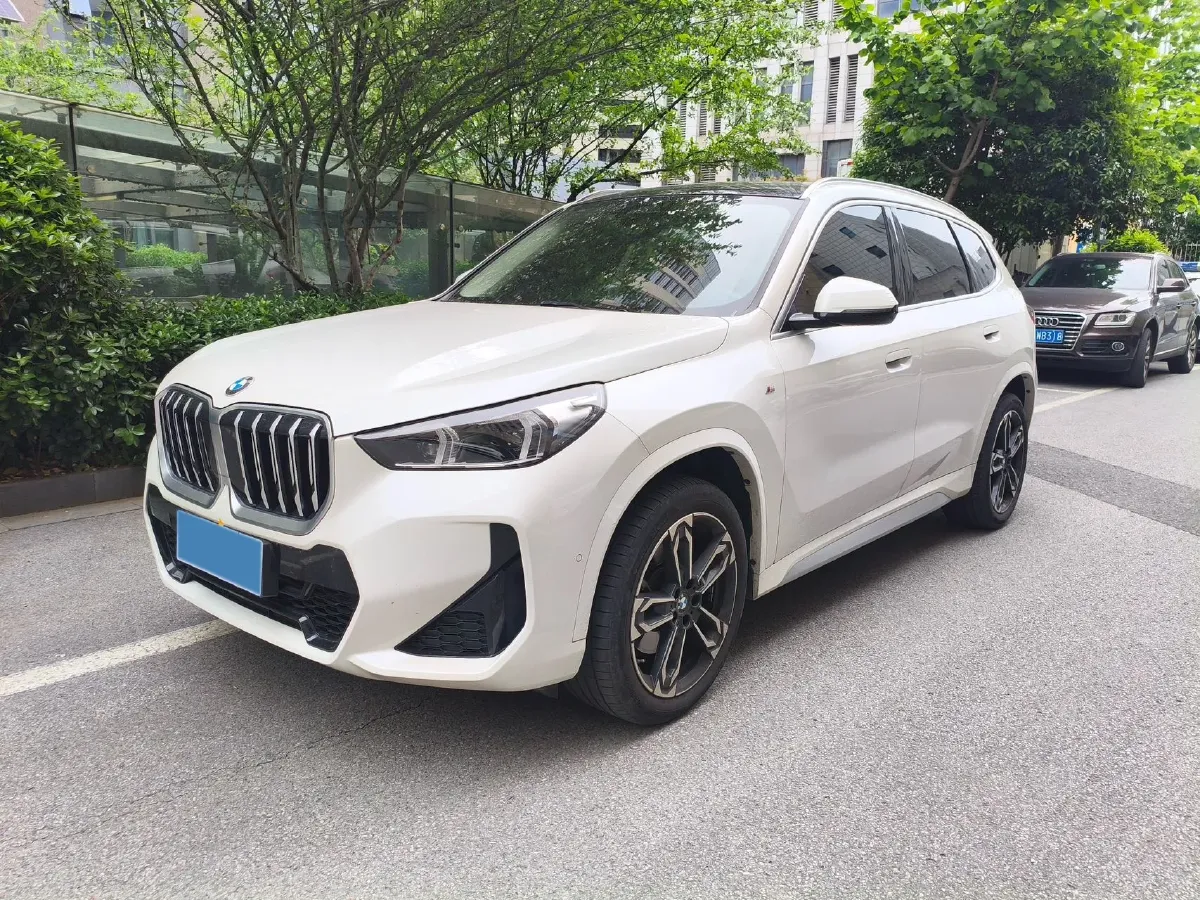 2024 BMW X1 2.0T 204HP L4 7DCT,autocango,china used car exporter,china ev exporter,chinese used car exporter,chinese used ev exporter