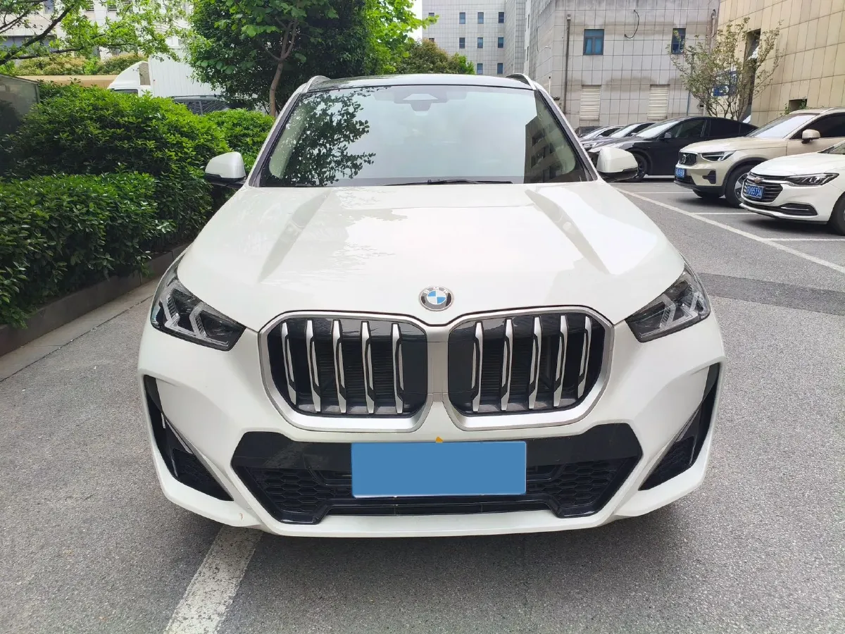 2024 BMW X1 2.0T 204HP L4 7DCT,autocango,china used car exporter,china ev exporter,chinese used car exporter,chinese used ev exporter