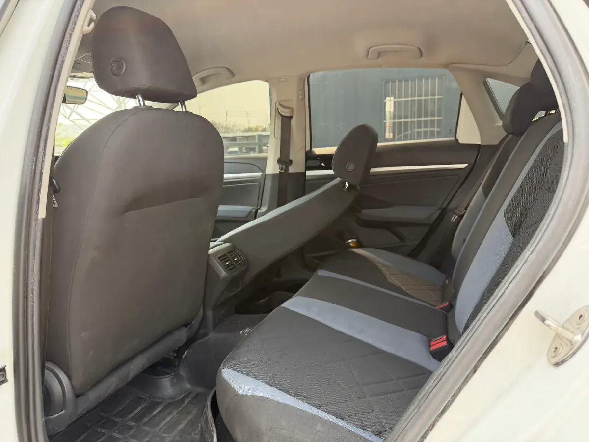 2022 BeiJing Auto X7 1.5T 188HP L4 7DCT,autocango,china used car exporter,china ev exporter,chinese used car exporter,chinese used ev exporter