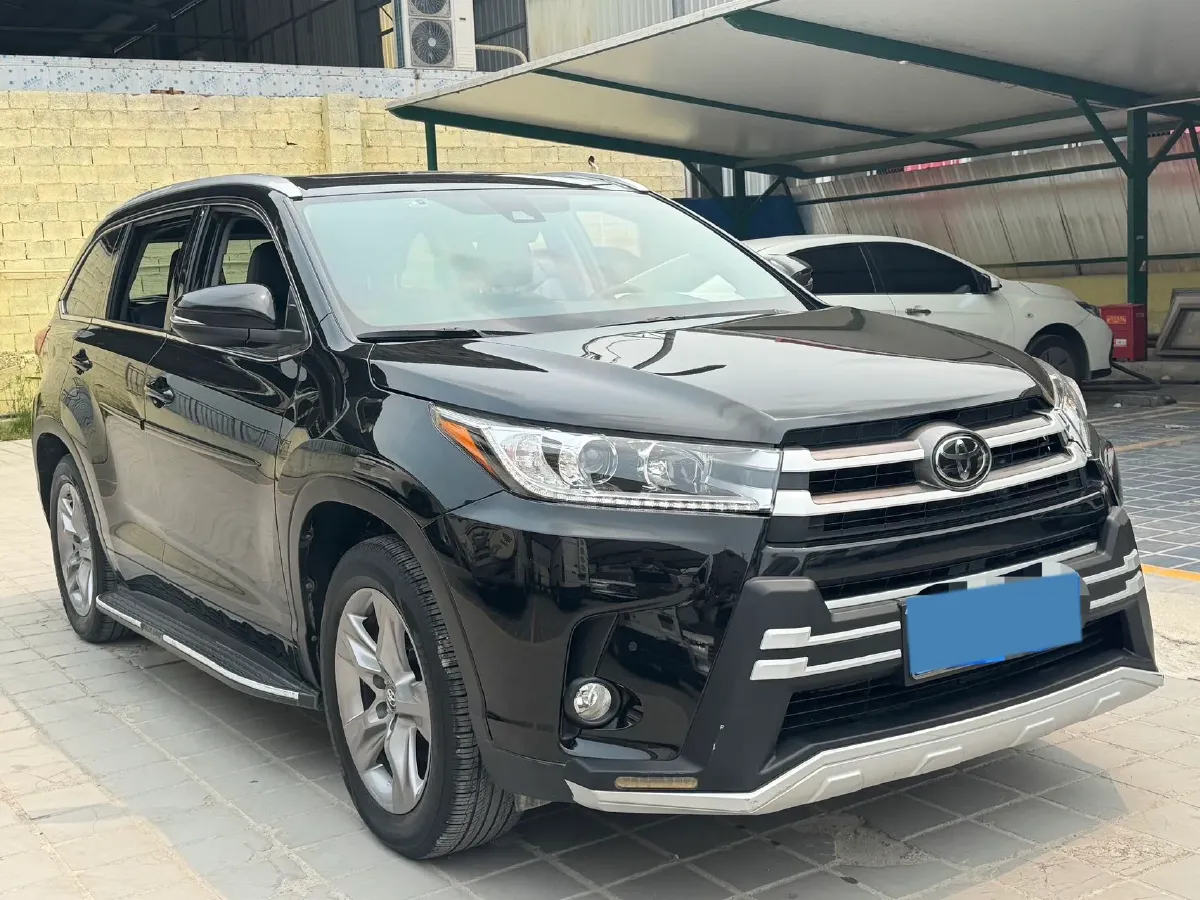 2020 Toyota Highlander 2.0T 220HP L4 6AT,autocango,china used car exporter,china ev exporter,chinese used car exporter,chinese used ev exporter