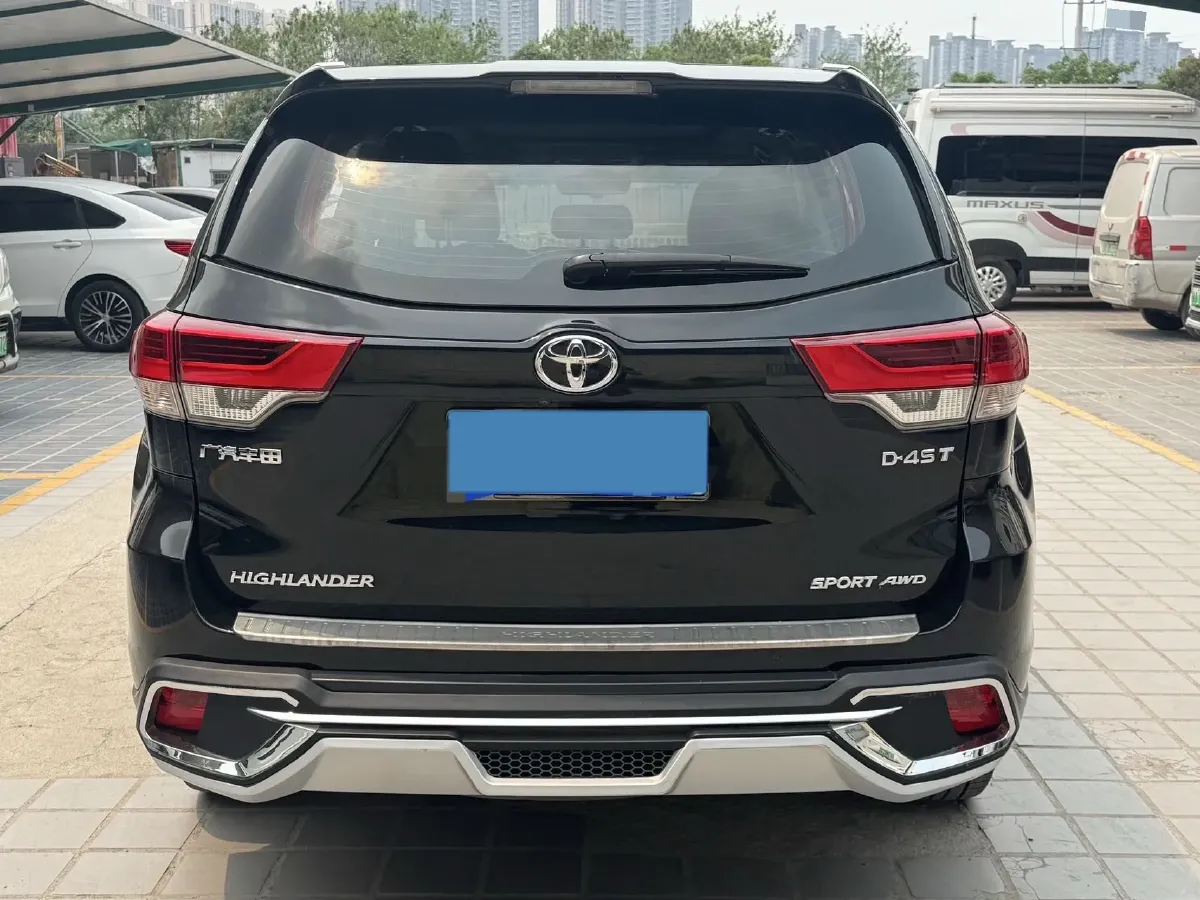 2020 Toyota Highlander 2.0T 220HP L4 6AT,autocango,china used car exporter,china ev exporter,chinese used car exporter,chinese used ev exporter