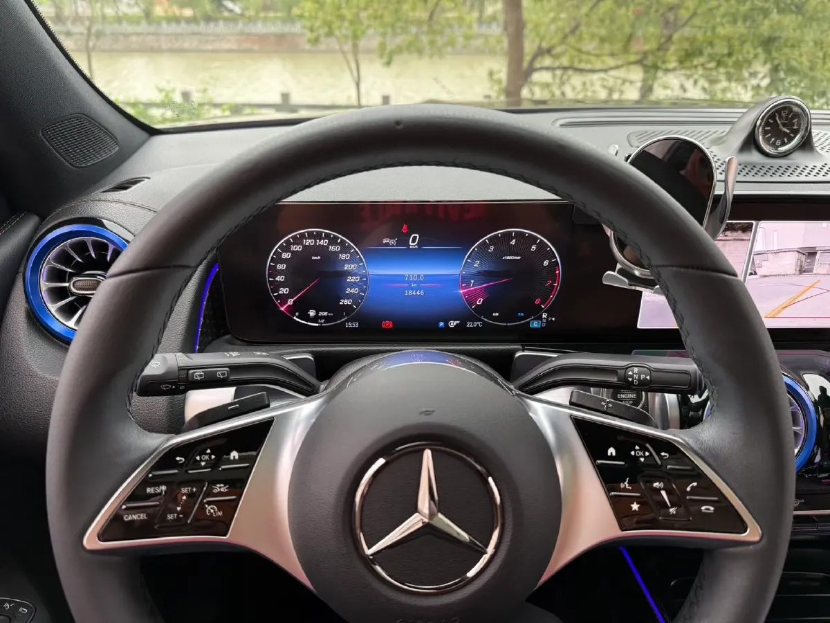 2025 Mercedes-Benz GLB Class 2.0T 190HP L4 8DCT,autocango,china used car exporter,china ev exporter,chinese used car exporter,chinese used ev exporter