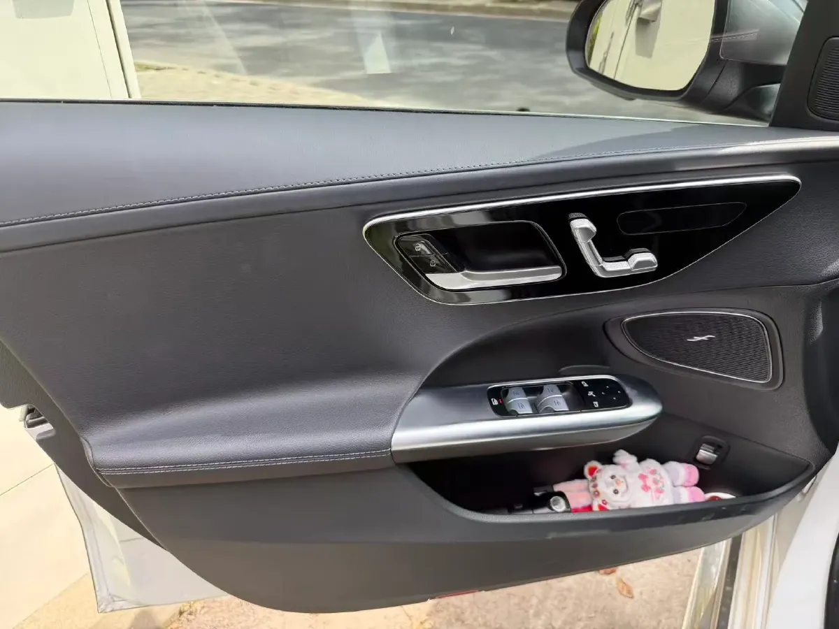 2023 Mercedes-Benz C Class 1.5T 204HP L4 9AT,autocango,china used car exporter,china ev exporter,chinese used car exporter,chinese used ev exporter