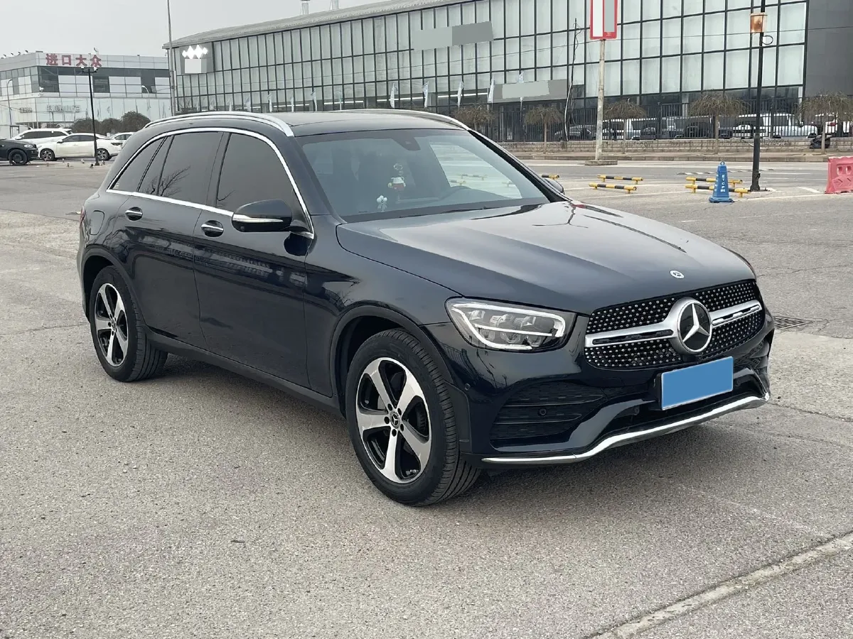 2022 Mercedes-Benz GLC Class 2.0T 197HP L4 9AT,autocango,china used car exporter,china ev exporter,chinese used car exporter,chinese used ev exporter