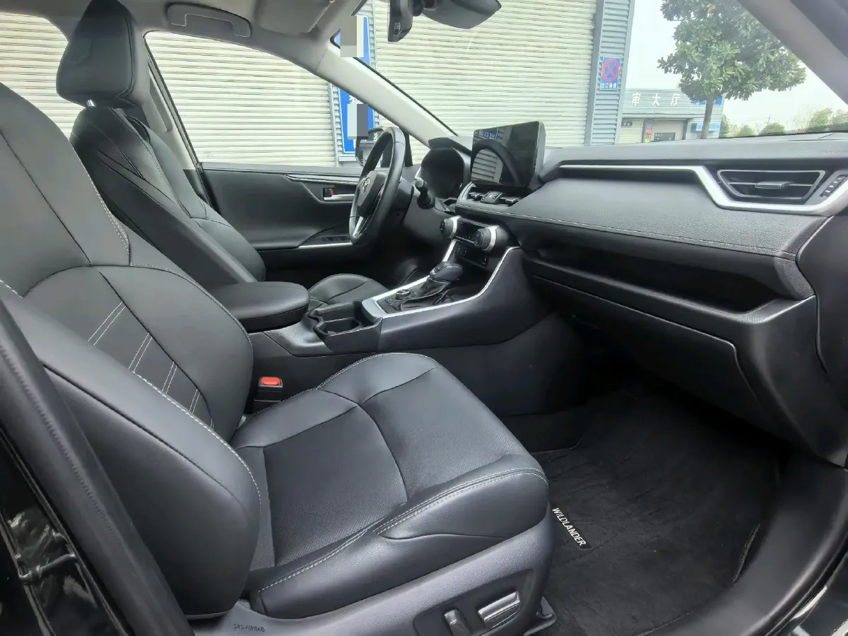 2024 Toyota Wildlander 2.5L 178HP L4 E-CVT Hybrid,autocango,china used car exporter,china ev exporter,chinese used car exporter,chinese used ev exporter