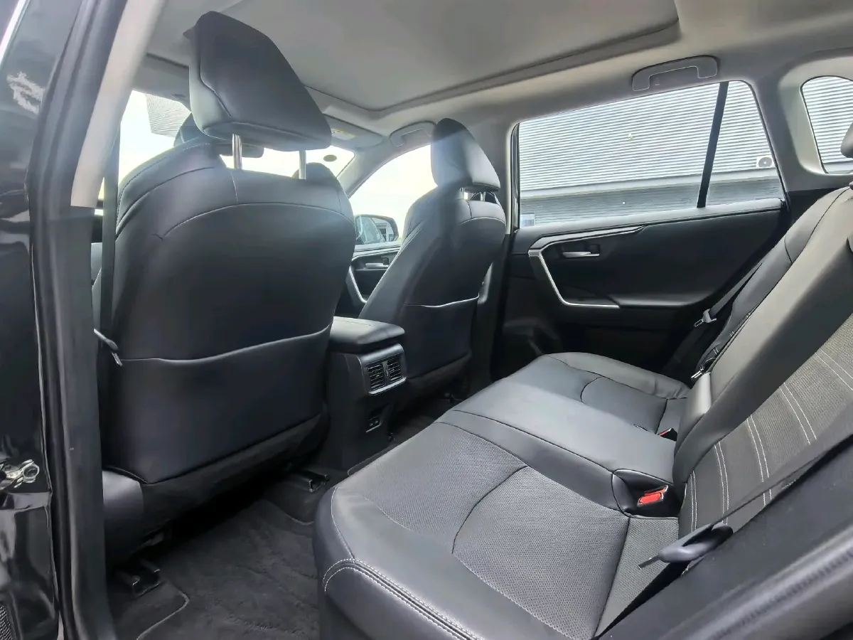 2024 Toyota Wildlander 2.5L 178HP L4 E-CVT Hybrid,autocango,china used car exporter,china ev exporter,chinese used car exporter,chinese used ev exporter