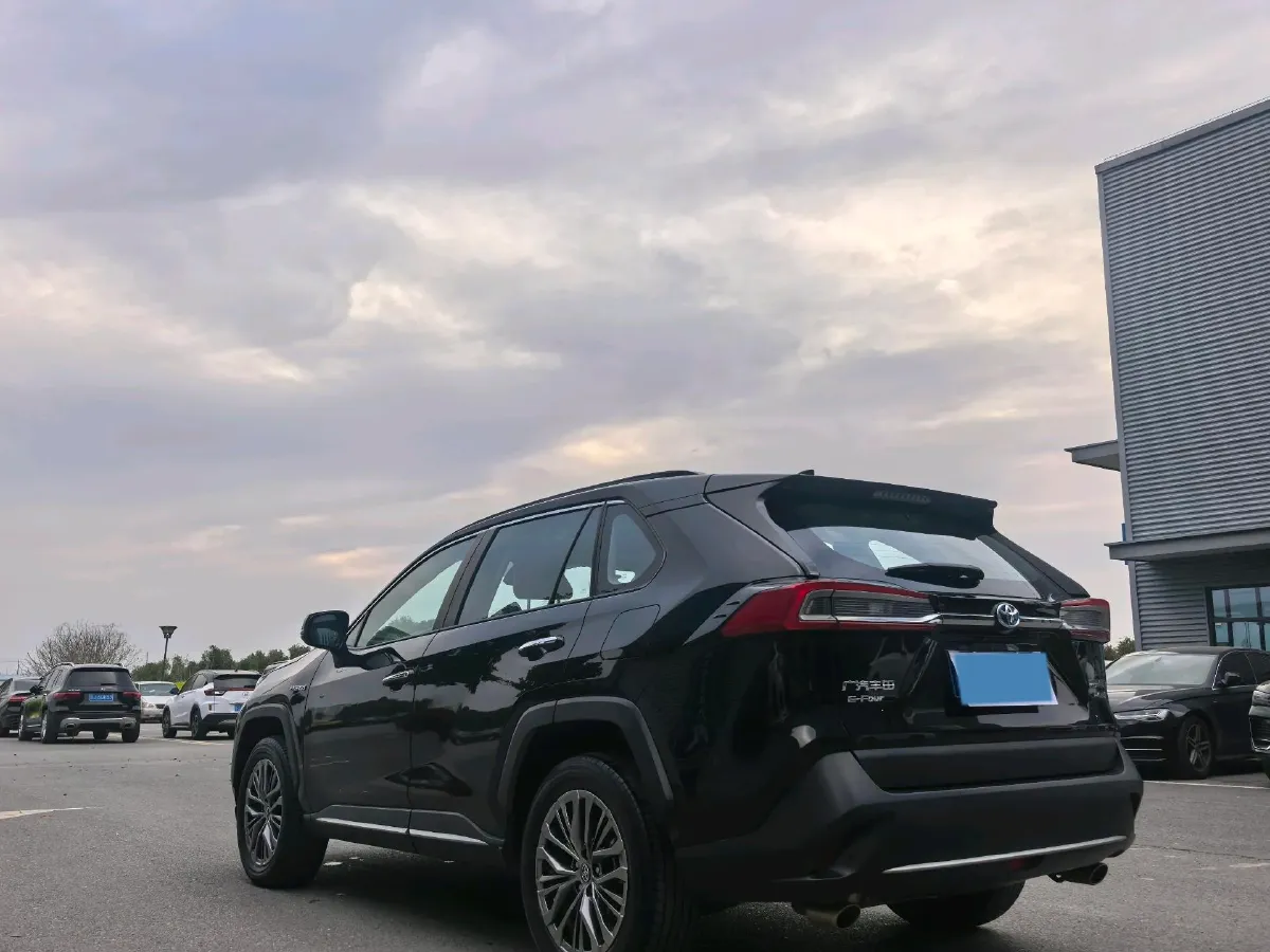 2024 Toyota Wildlander 2.5L 178HP L4 E-CVT Hybrid,autocango,china used car exporter,china ev exporter,chinese used car exporter,chinese used ev exporter