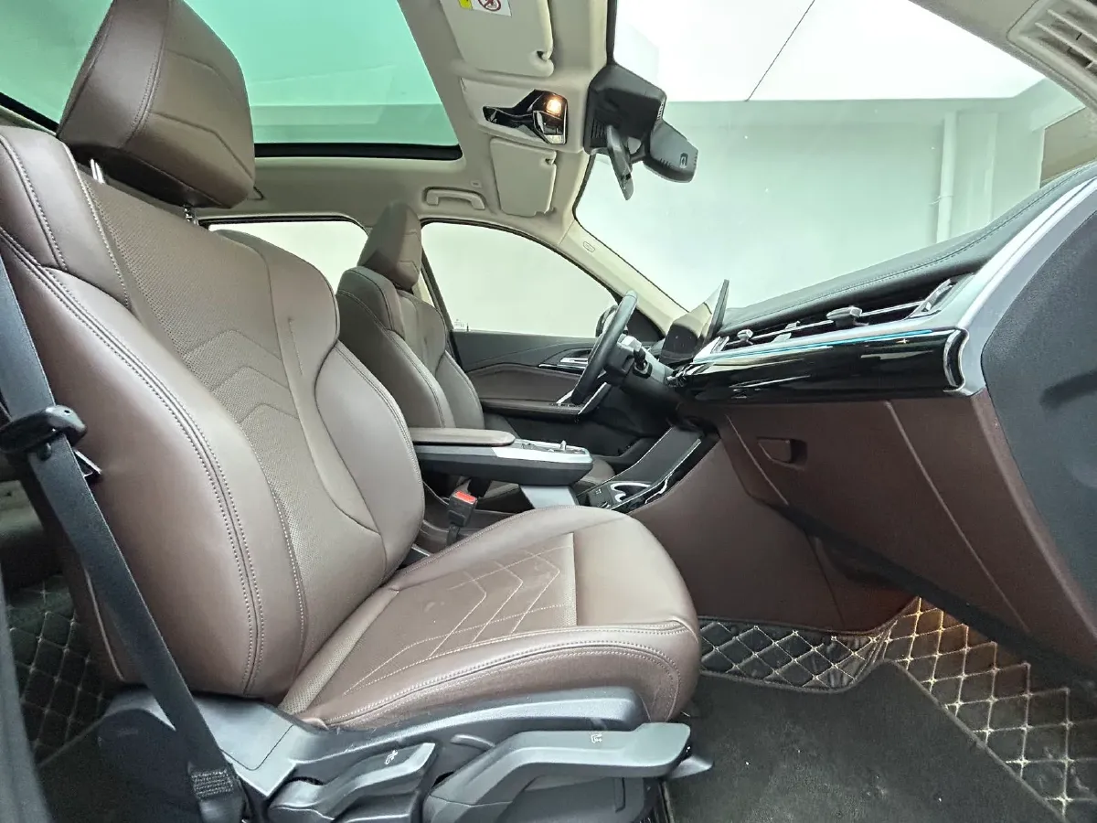 2023 BMW X1 1.5T 156HP L3 7DCT,autocango,china used car exporter,china ev exporter,chinese used car exporter,chinese used ev exporter