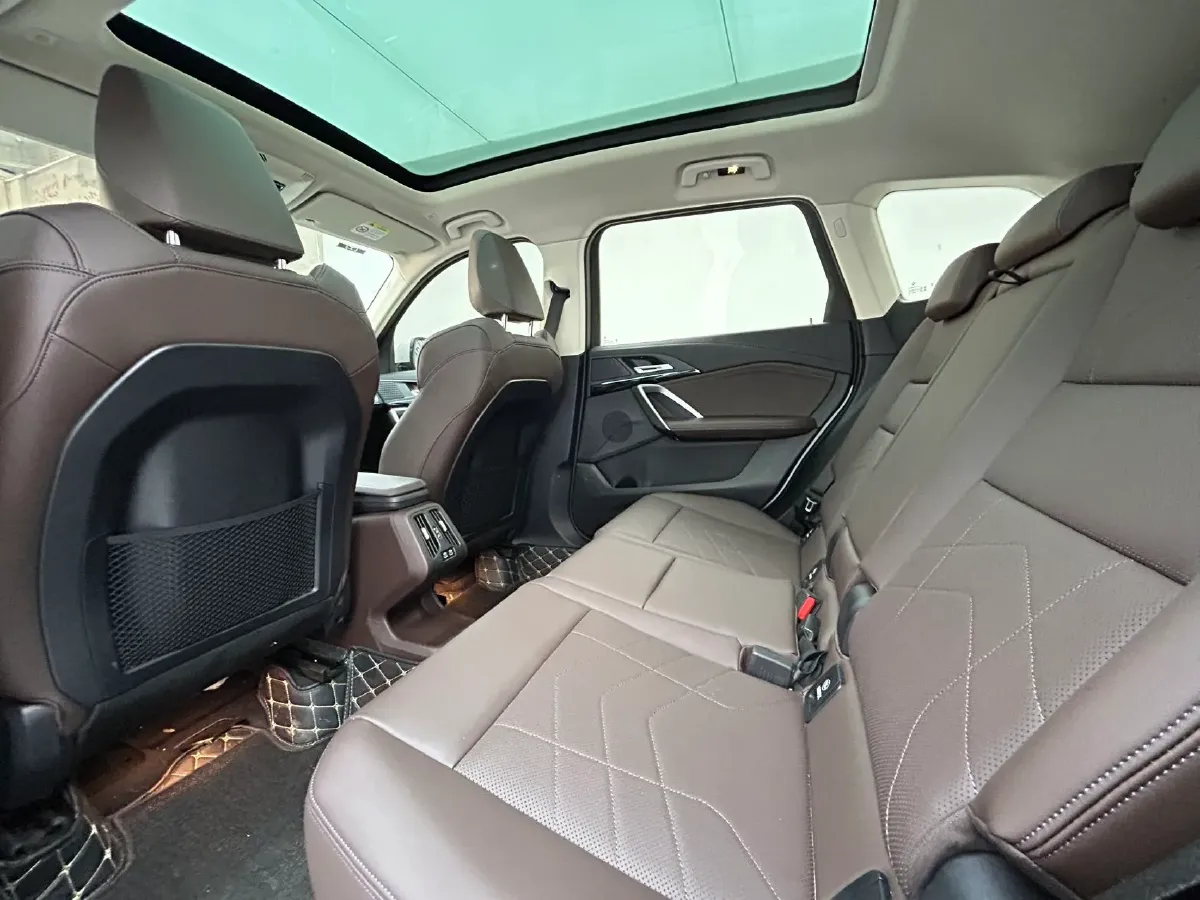 2023 BMW X1 1.5T 156HP L3 7DCT,autocango,china used car exporter,china ev exporter,chinese used car exporter,chinese used ev exporter