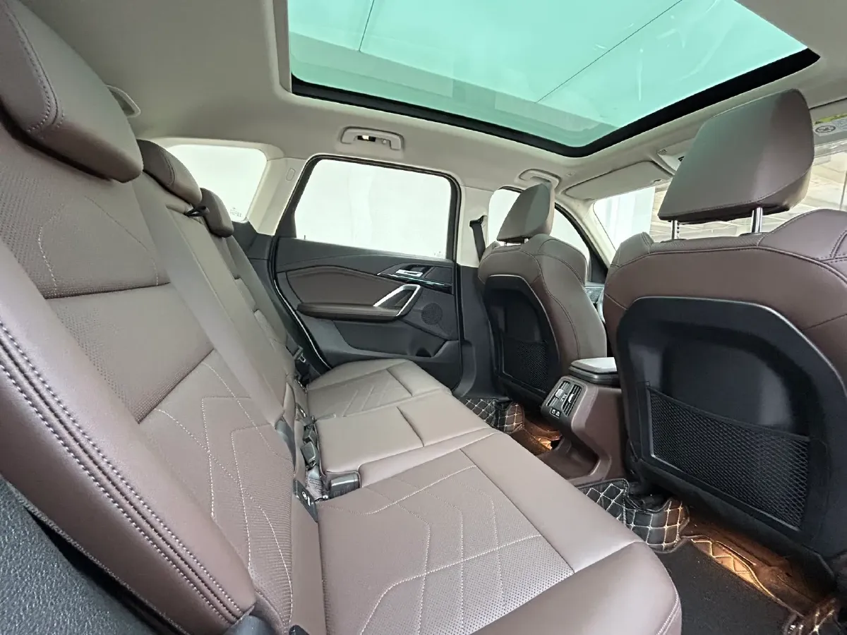 2023 BMW X1 1.5T 156HP L3 7DCT,autocango,china used car exporter,china ev exporter,chinese used car exporter,chinese used ev exporter