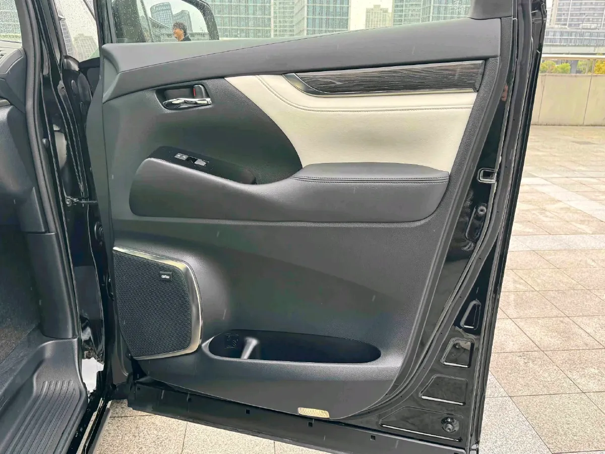 2020 Lexus LM 2.5L 117HP L4 E-CVT Hybrid,autocango,china used car exporter,china ev exporter,chinese used car exporter,chinese used ev exporter