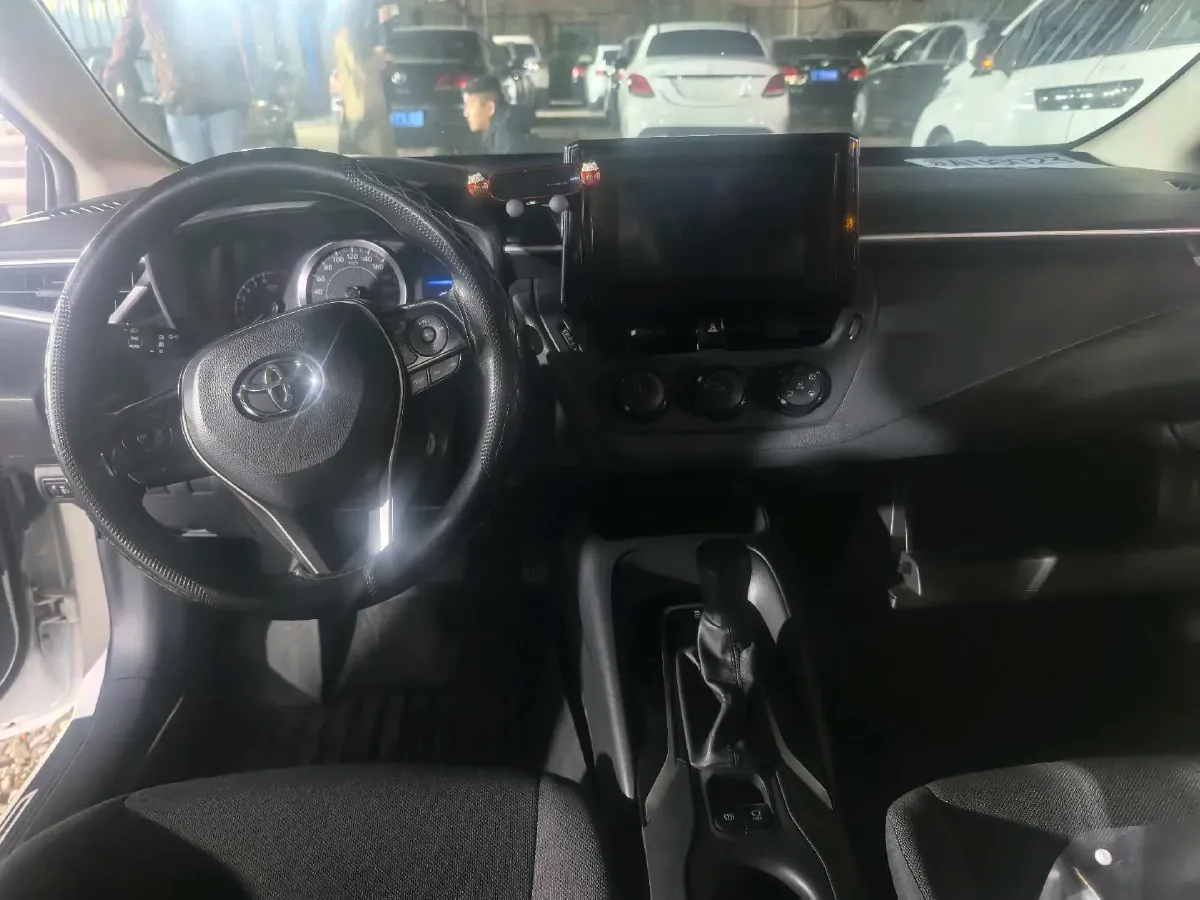 2021 Toyota Corolla 1.2T 116HP L4 CVT,autocango,china used car exporter,china ev exporter,chinese used car exporter,chinese used ev exporter