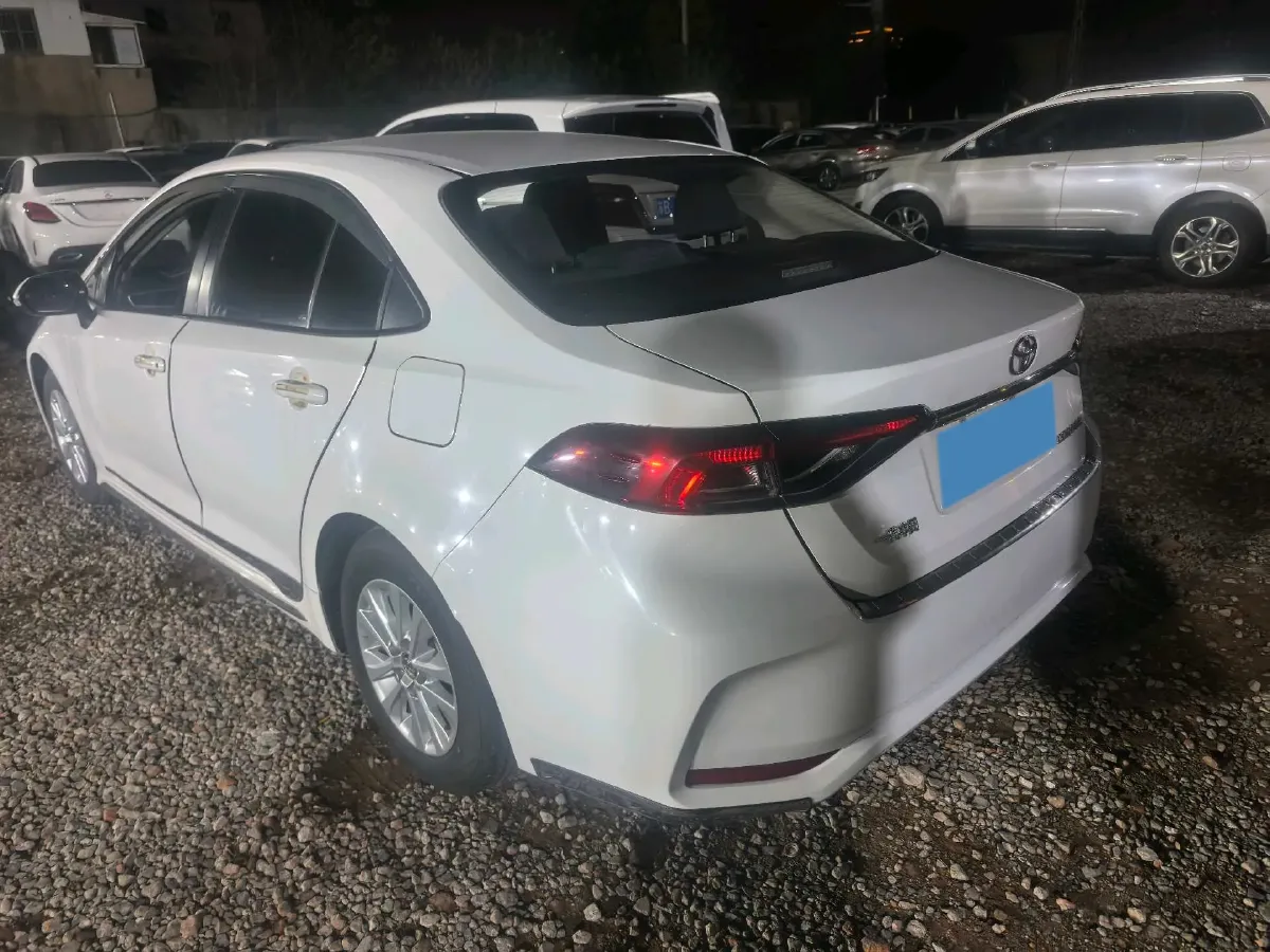 2021 Toyota Corolla 1.2T 116HP L4 CVT,autocango,china used car exporter,china ev exporter,chinese used car exporter,chinese used ev exporter