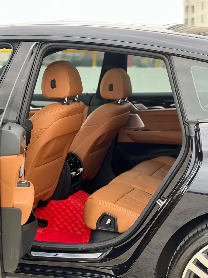 2021 BMW 6 Series GT 2.0T 258HP L4 8AT,autocango,china used car exporter,china ev exporter,chinese used car exporter,chinese used ev exporter