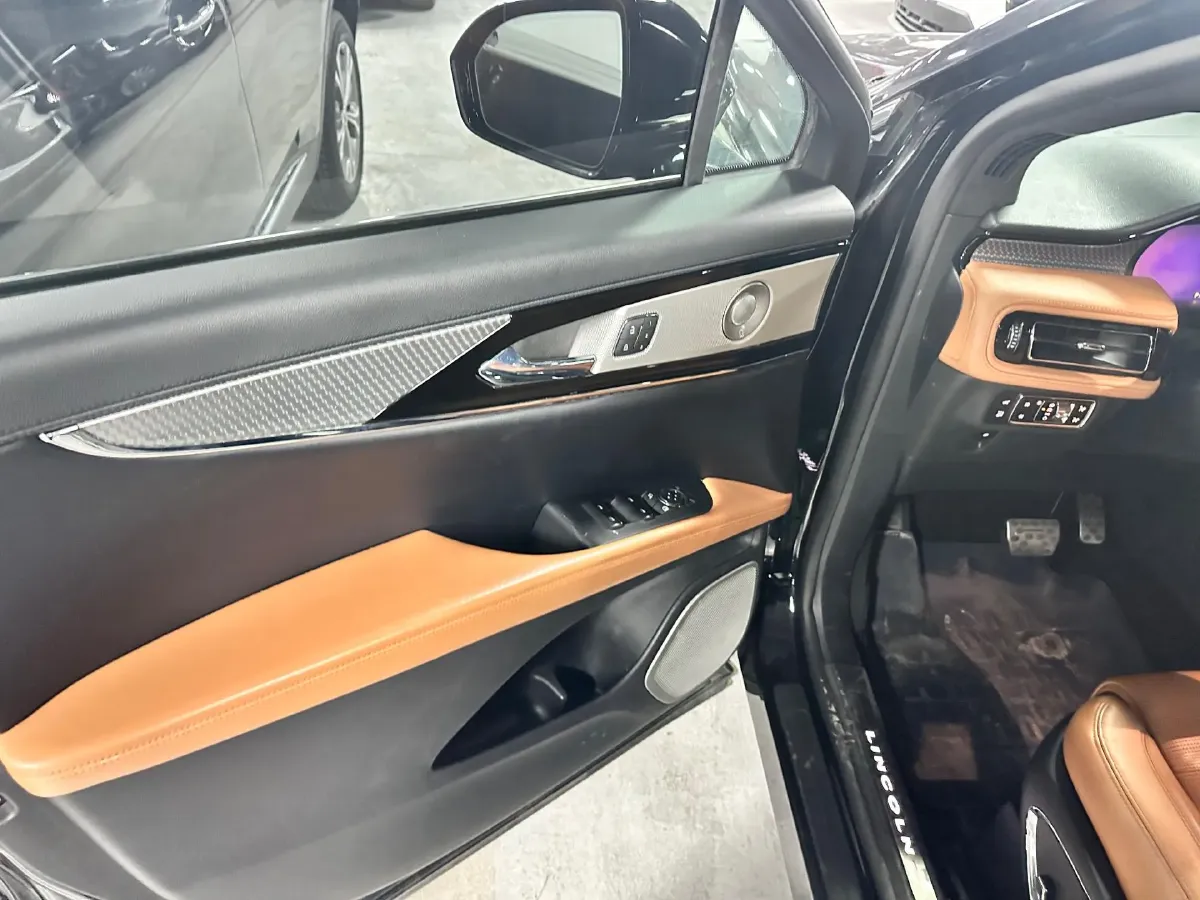 2021 Lincoln Nautilus 2.7T 322HP V6 8AT,autocango,china used car exporter,china ev exporter,chinese used car exporter,chinese used ev exporter