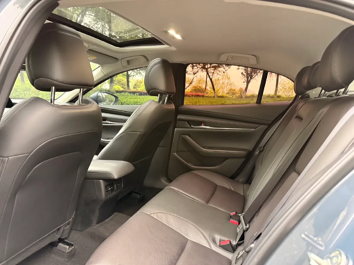 2023 Mazda 3 Axela 2.0L 158HP L4 6AT,autocango,china used car exporter,china ev exporter,chinese used car exporter,chinese used ev exporter