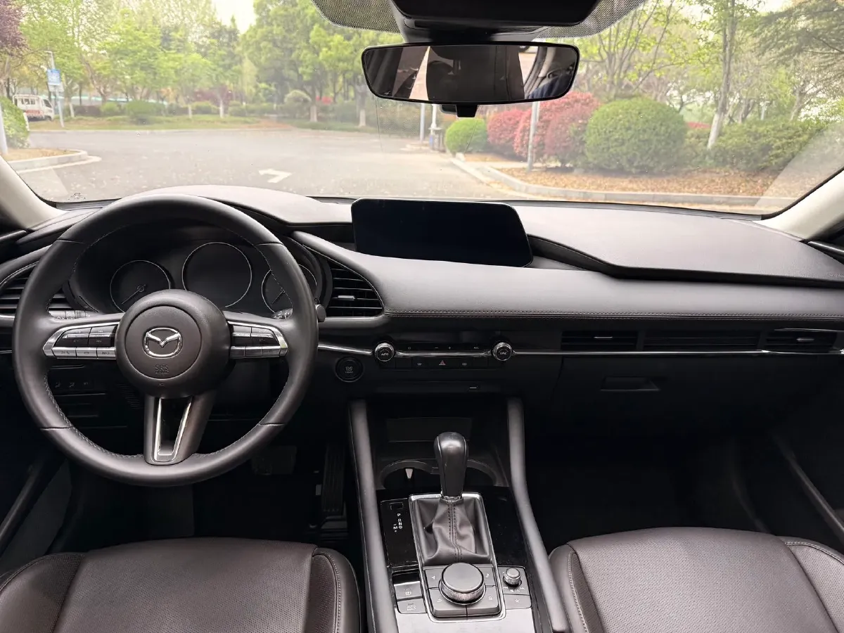 2023 Mazda 3 Axela 2.0L 158HP L4 6AT,autocango,china used car exporter,china ev exporter,chinese used car exporter,chinese used ev exporter