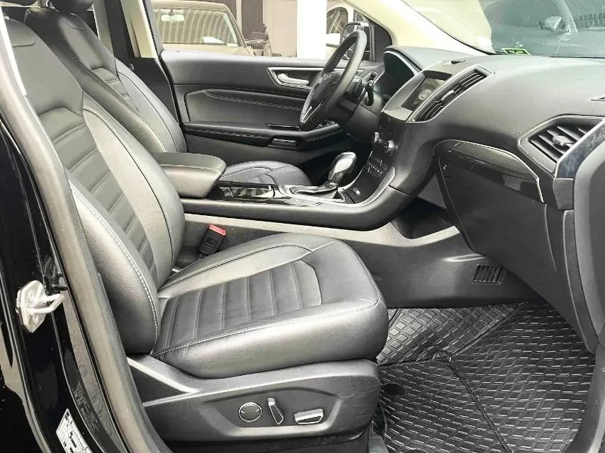 2018 Ford Edge 2.0T 245HP L4 6AT,autocango,china used car exporter,china ev exporter,chinese used car exporter,chinese used ev exporter