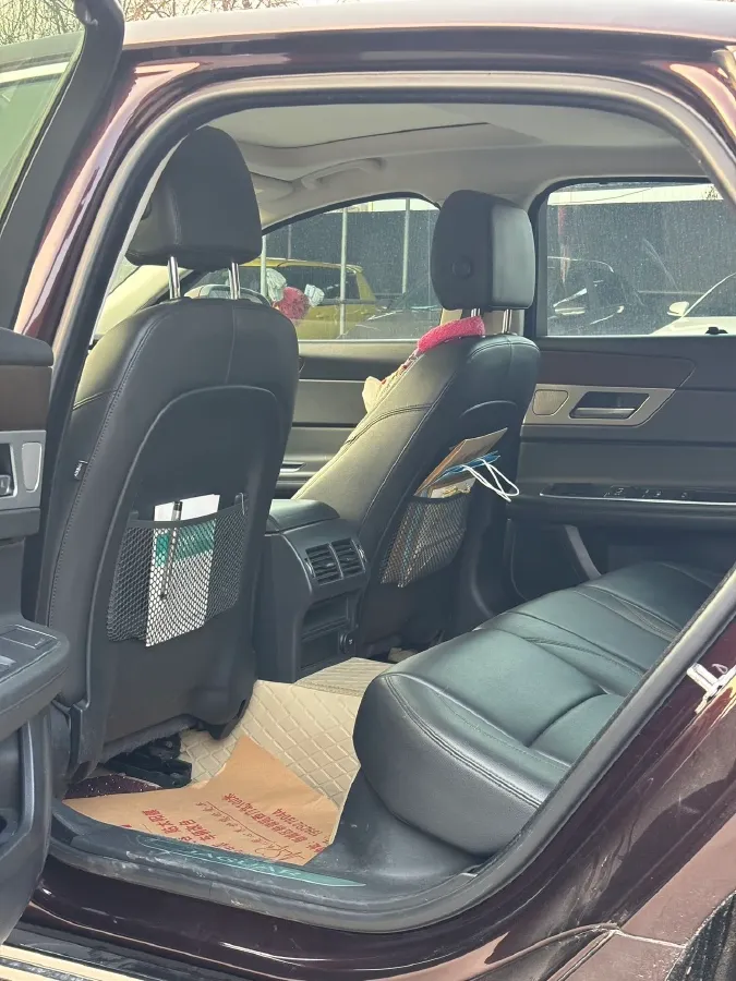 2019 HongQi HS7 3.0T 337HP V6 8AT,autocango,china used car exporter,china ev exporter,chinese used car exporter,chinese used ev exporter