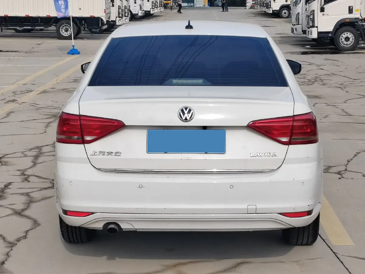 2015 Volkswagen Lavida 1.6L 110HP L4 6AT,autocango,china used car exporter,china ev exporter,chinese used car exporter,chinese used ev exporter
