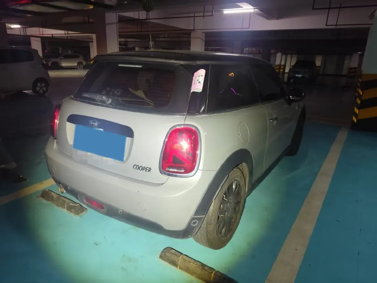 2021 MINI MINI 1.5T 136HP L3 7DCT,autocango,china used car exporter,china ev exporter,chinese used car exporter,chinese used ev exporter