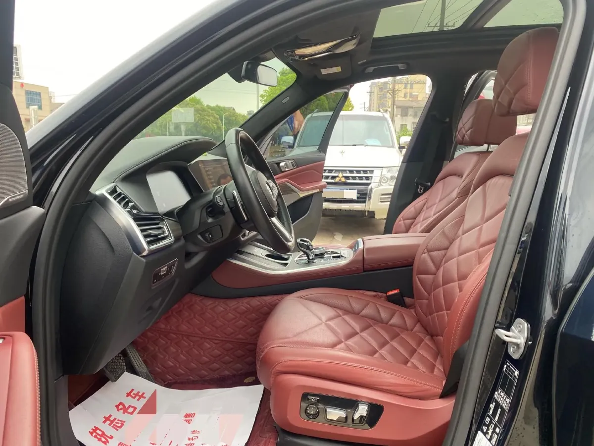 2022 BMW X5 3.0T 333HP L6 8AT,autocango,china used car exporter,china ev exporter,chinese used car exporter,chinese used ev exporter