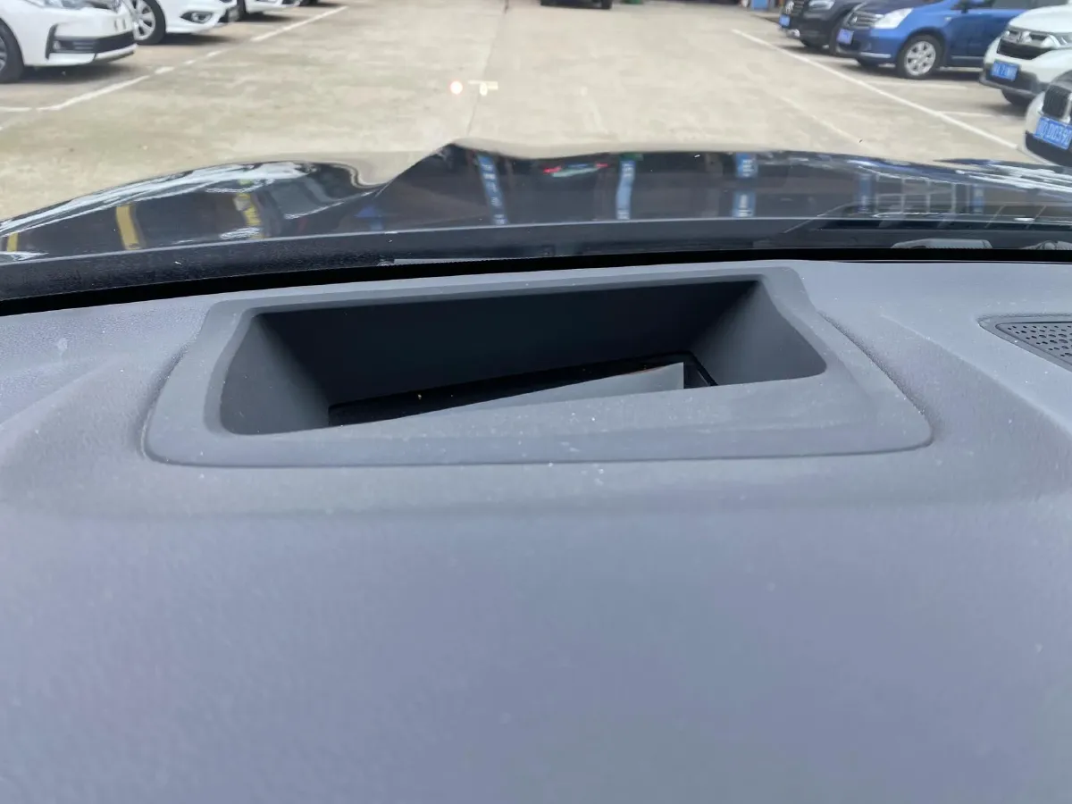 2022 BMW X5 3.0T 333HP L6 8AT,autocango,china used car exporter,china ev exporter,chinese used car exporter,chinese used ev exporter