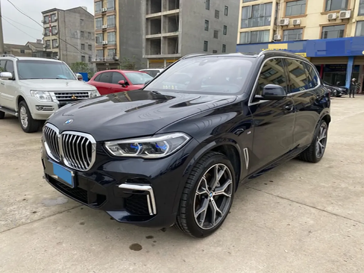 2022 BMW X5 3.0T 333HP L6 8AT,autocango,china used car exporter,china ev exporter,chinese used car exporter,chinese used ev exporter