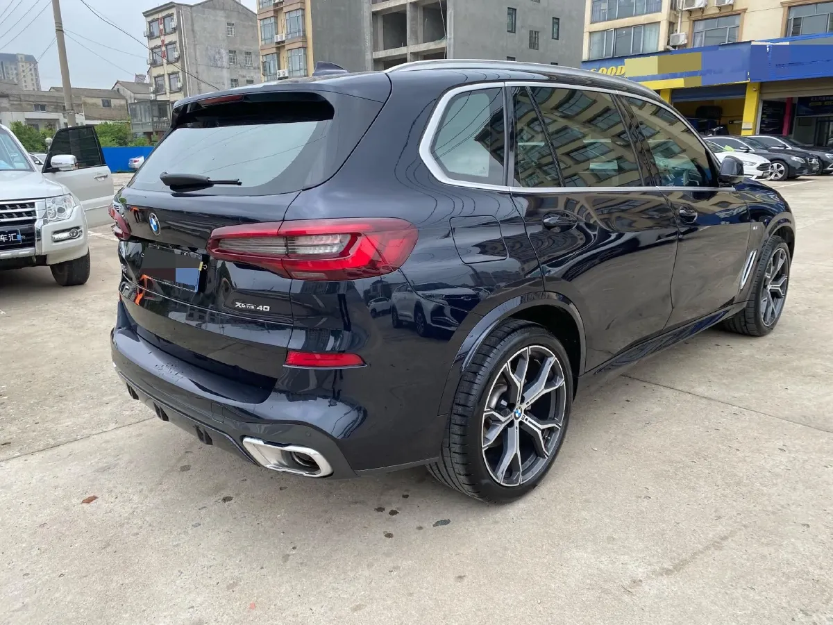 2022 BMW X5 3.0T 333HP L6 8AT,autocango,china used car exporter,china ev exporter,chinese used car exporter,chinese used ev exporter