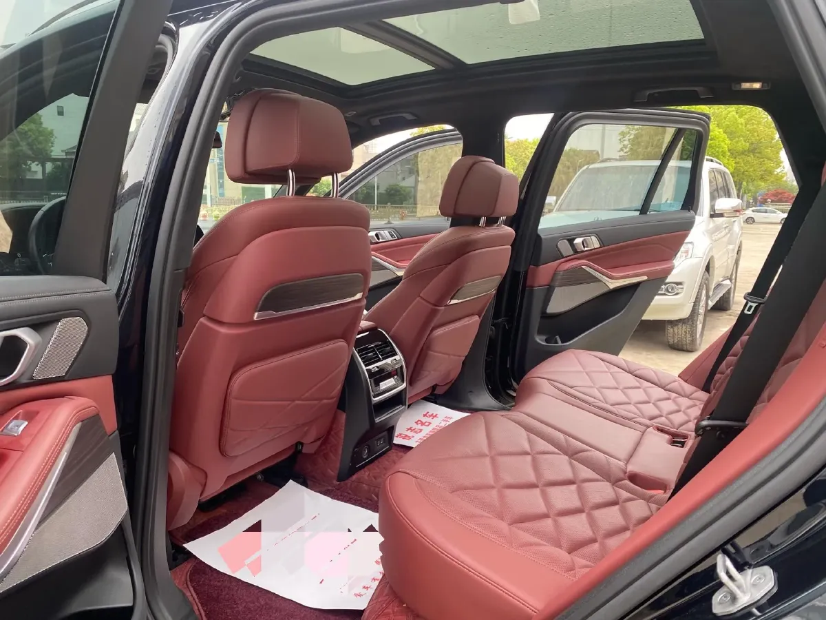 2022 BMW X5 3.0T 333HP L6 8AT,autocango,china used car exporter,china ev exporter,chinese used car exporter,chinese used ev exporter