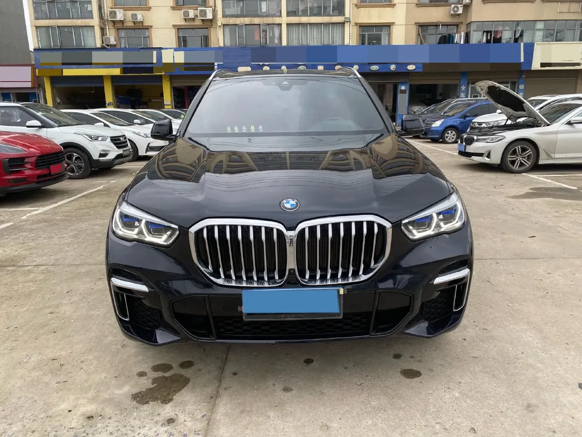 2022 BMW X5 3.0T 333HP L6 8AT,autocango,china used car exporter,china ev exporter,chinese used car exporter,chinese used ev exporter