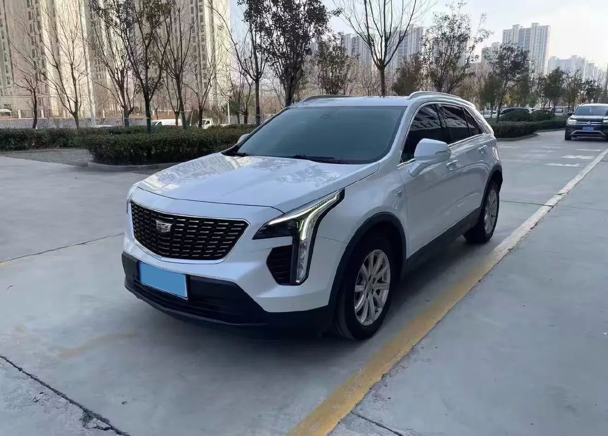 2022 Cadillac XT4 2.0T 237HP L4 9AT,autocango,china used car exporter,china ev exporter,chinese used car exporter,chinese used ev exporter